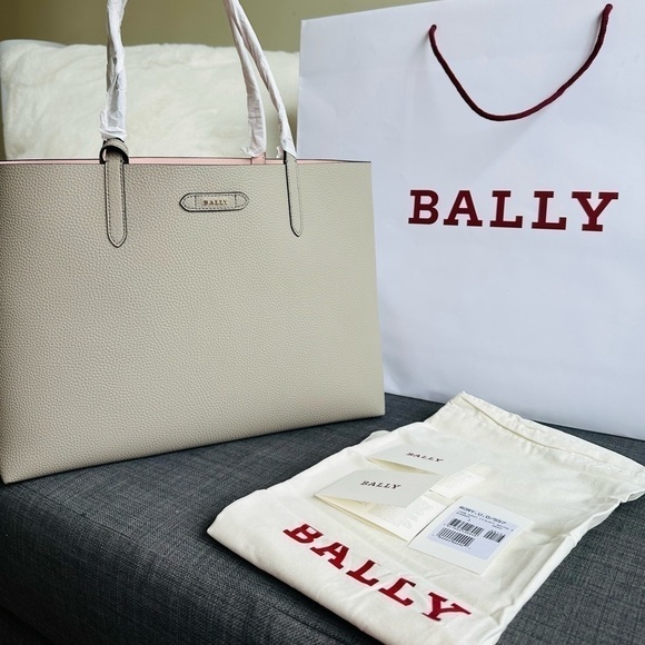 NEW Bally bag tote shoulder reversible gray silver-tone hardware handbag NWT - Picture 2 of 11